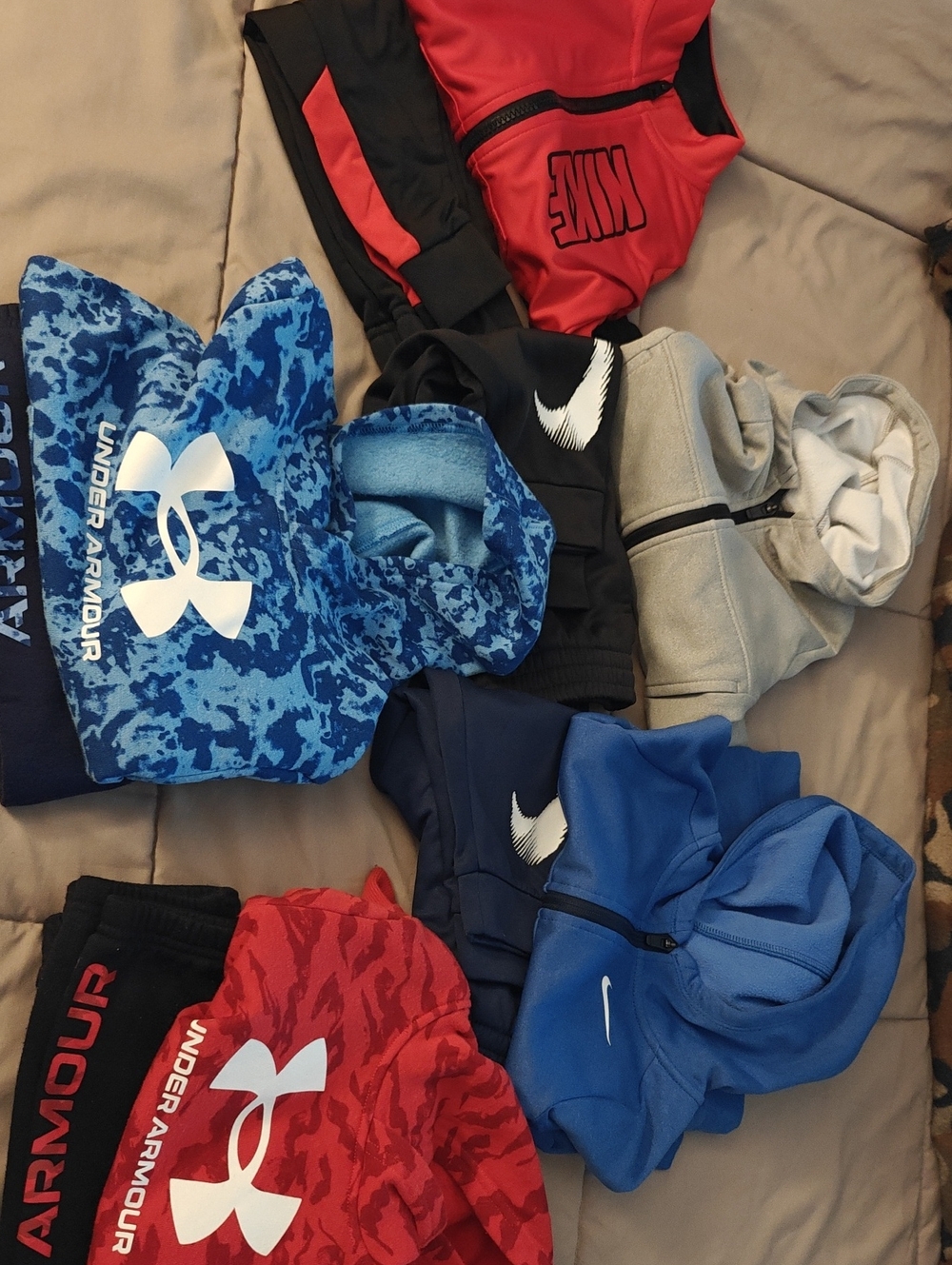 5 Sets: Nike and Under Armour